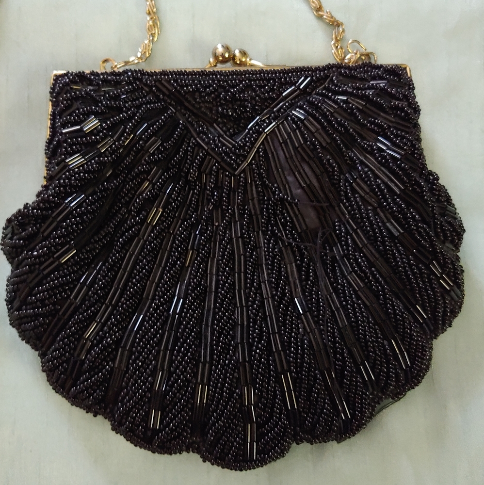 VTG La Regale LTD.  Black Beaded Clam Shell Bag - Picture 2 of 4